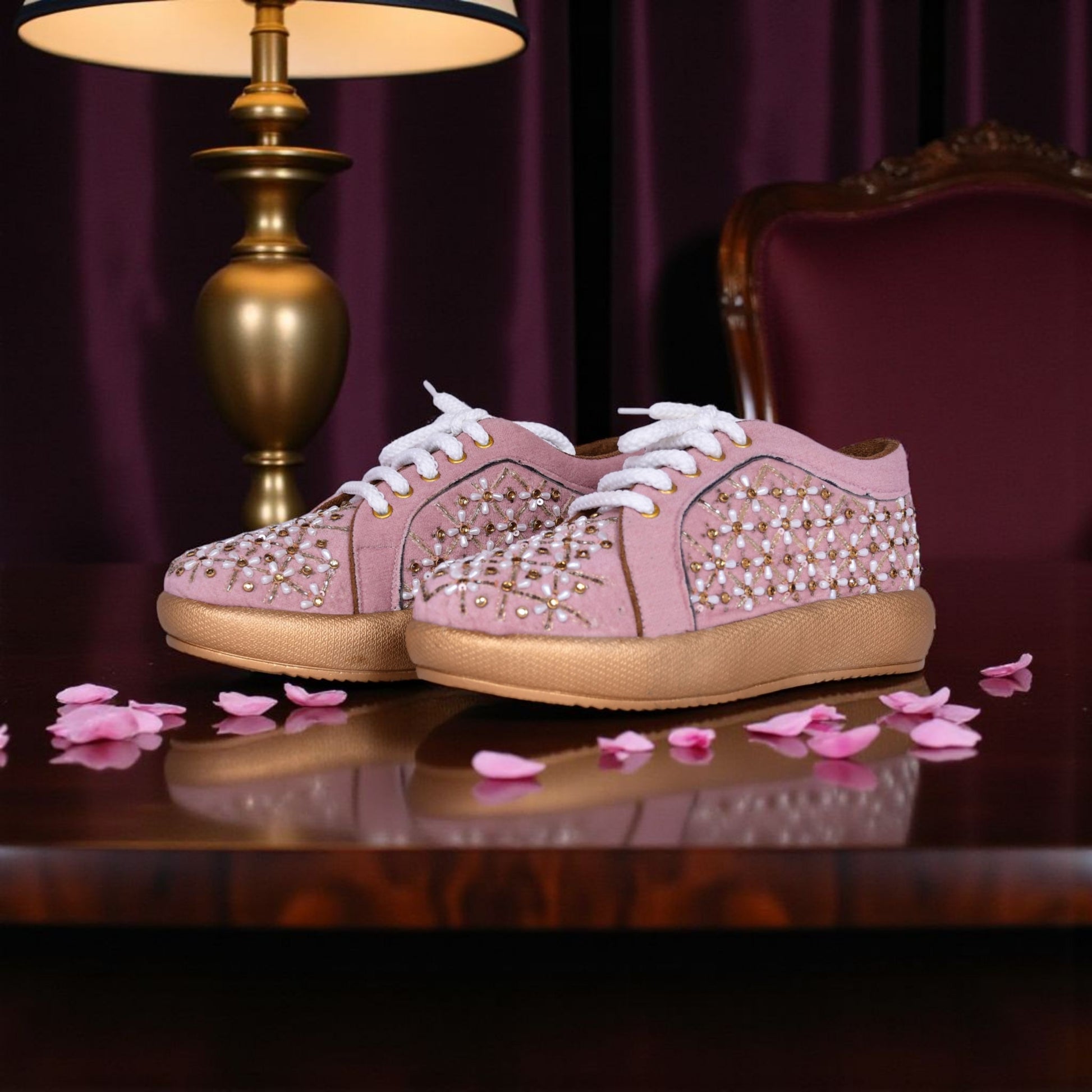 The Empress Rose Kicks
