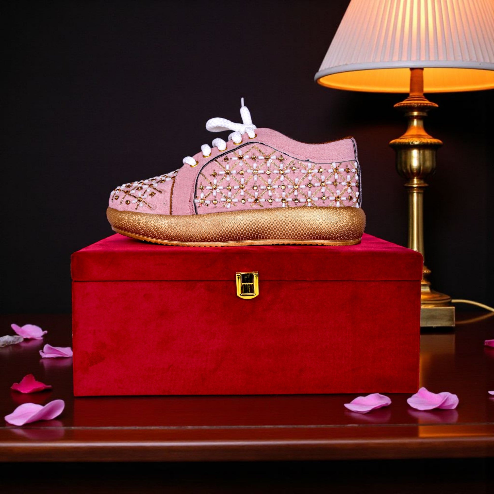 The Empress Rose Kicks