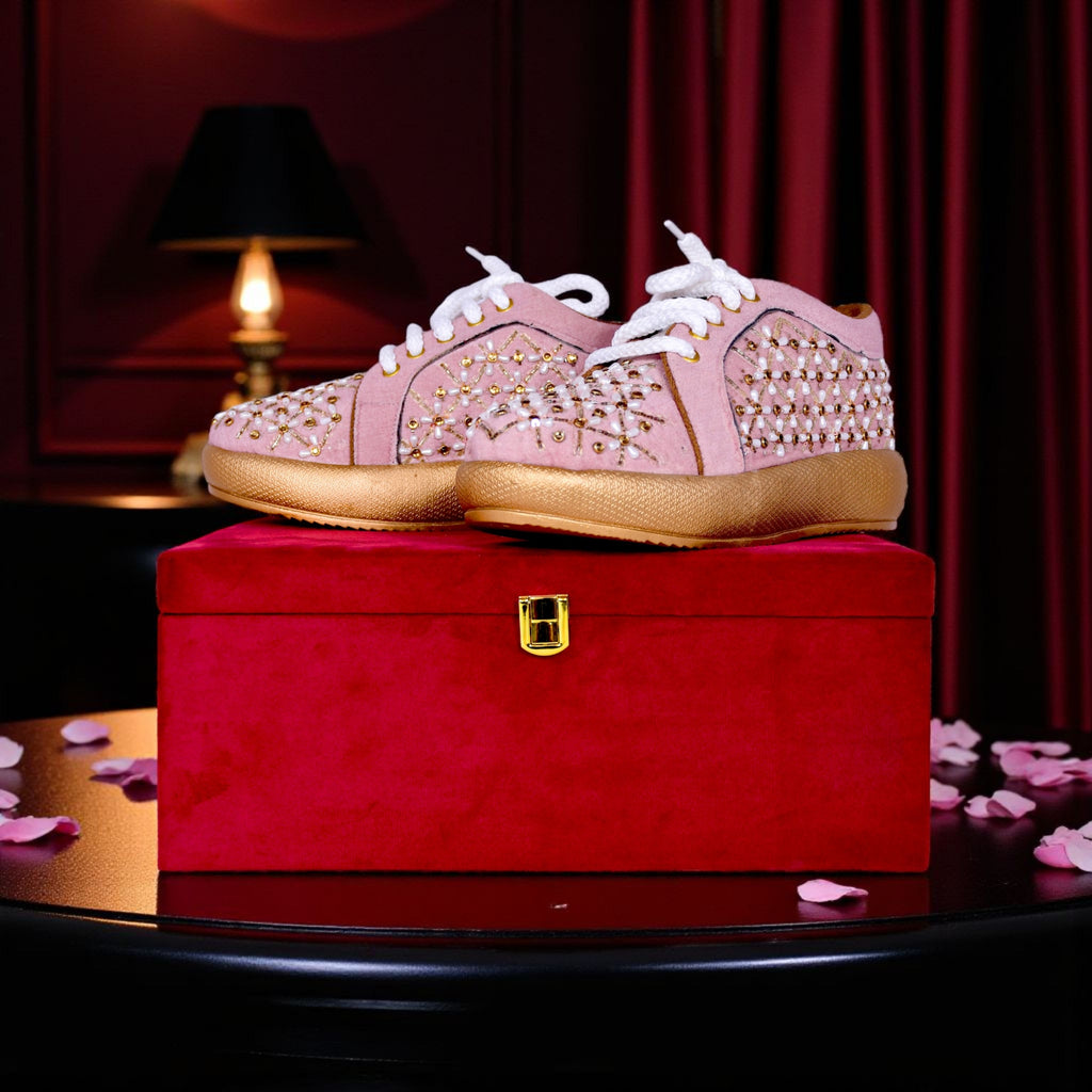 The Empress Rose Kicks